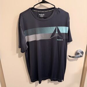 Reebok Men's Dark Gray and Light Blue Tee